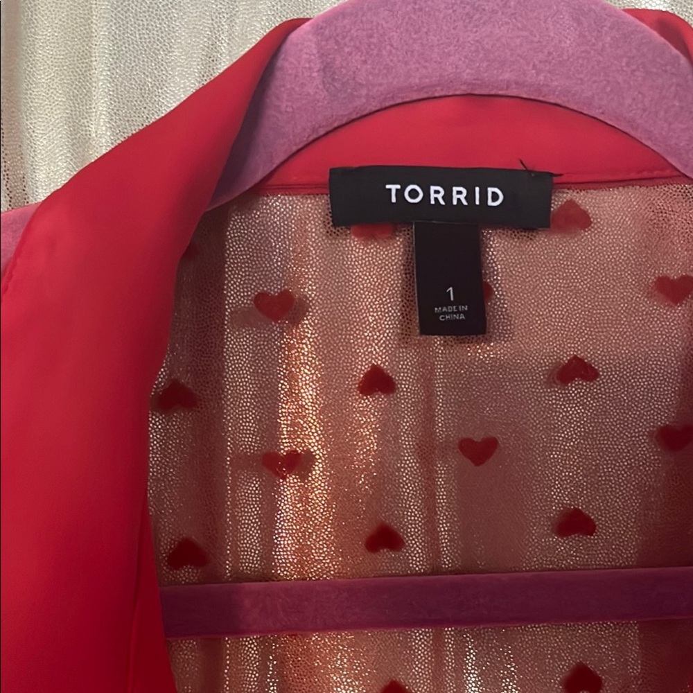 Torrid Red Sheer Heart-Pattern Button-Up Shirt - Picture 2 of 4